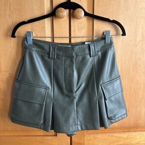 Avec Les Filles Green Cargo Shorts High-Waisted